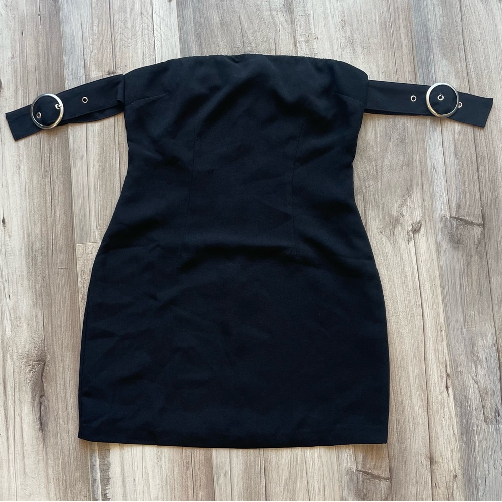 Forever 21 Off the Shoulder Buckle sleeve Dress